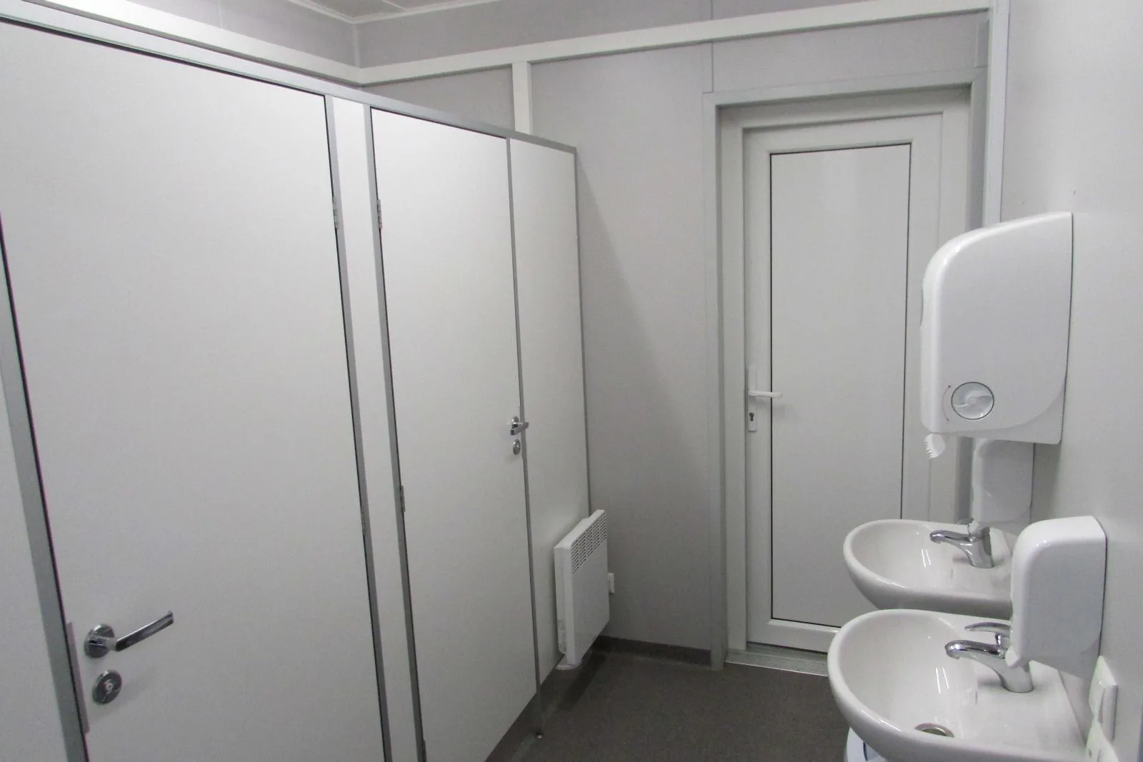 235 m² Futbolo klubo patalpos Tukume, Latvijoje image 8