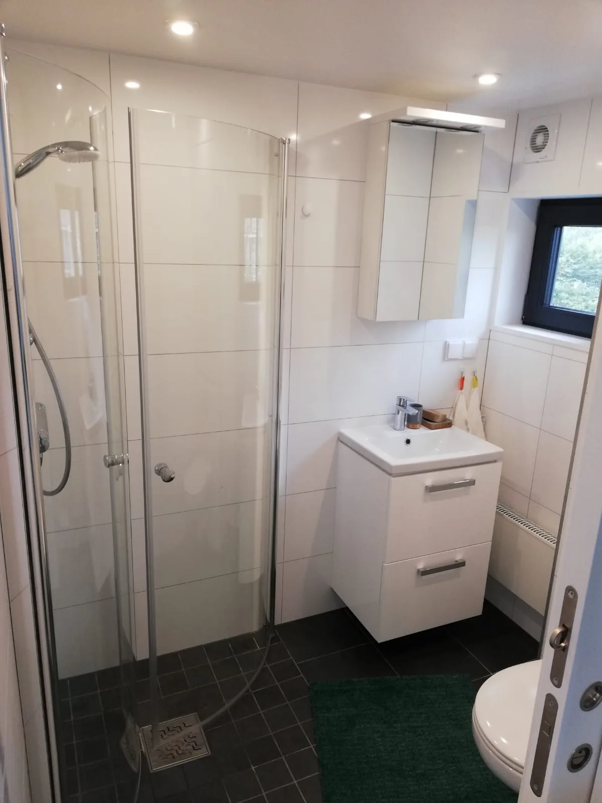 100 m² Kempingo nameliai su antresole Frankfurte, Vokietijoj image 8