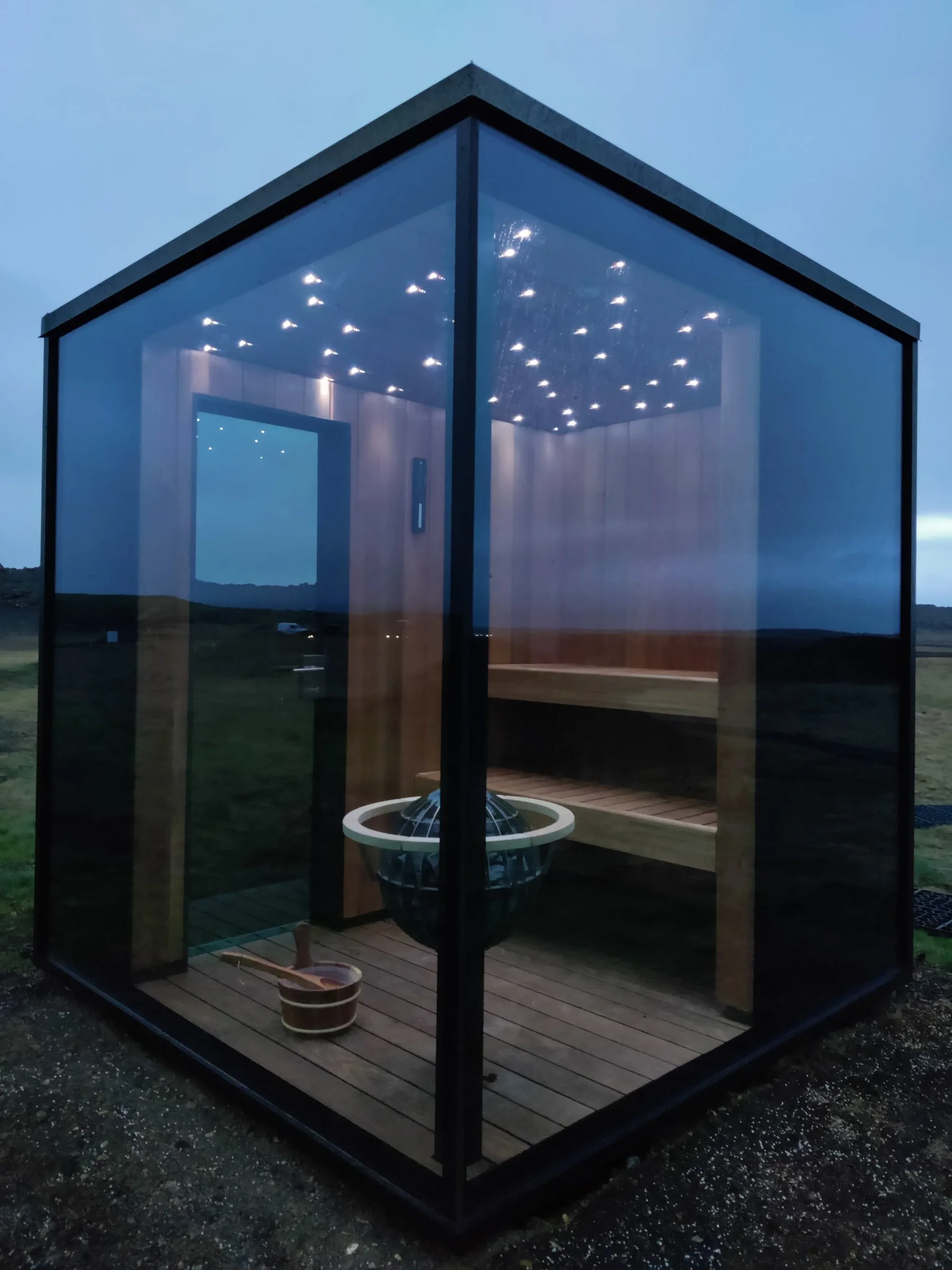 Panorama Glass Lodge image 6