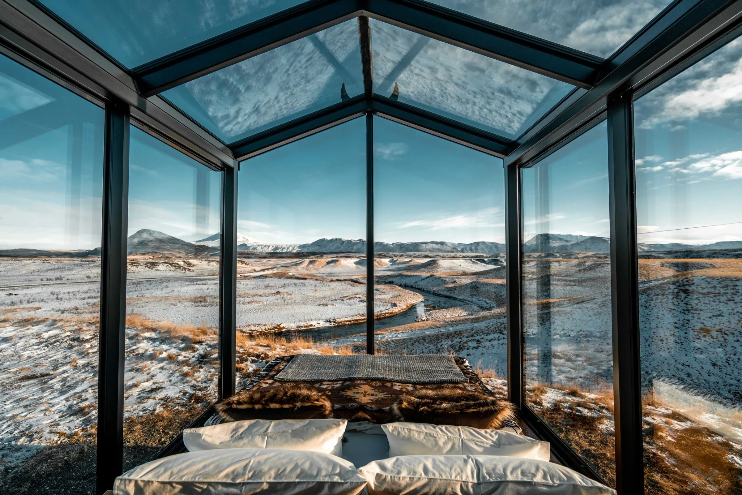 Panorama Glass Lodge image 3