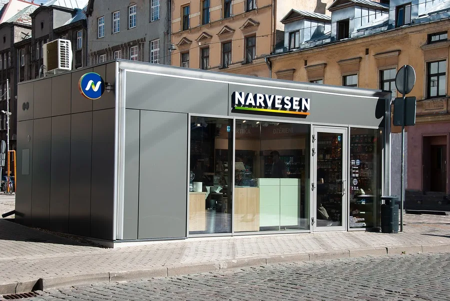 53 m² „Narvesen“ paviljonas ir kioskas Rygoje, Latvijoje