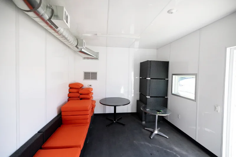 12 x 24 Turnkey ADA Restroom Cube détail 1