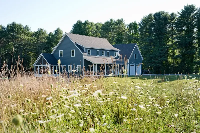 Family Farmhouse principal
