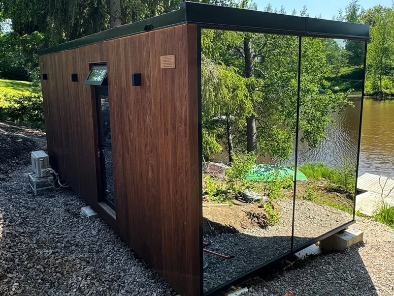 Cube L sauna with relaxation and washing room