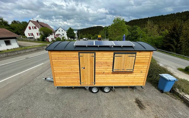 Partywagen / Freizeitwagen mit Photovoltaikanlage